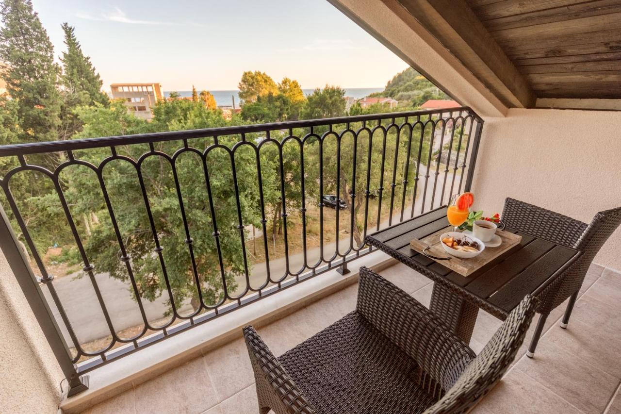 Luxury Apartments Queen Petrovac Bagian luar foto