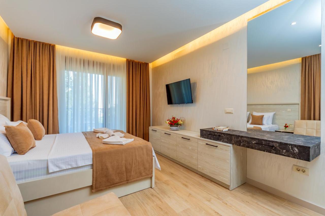 Luxury Apartments Queen Petrovac Bagian luar foto
