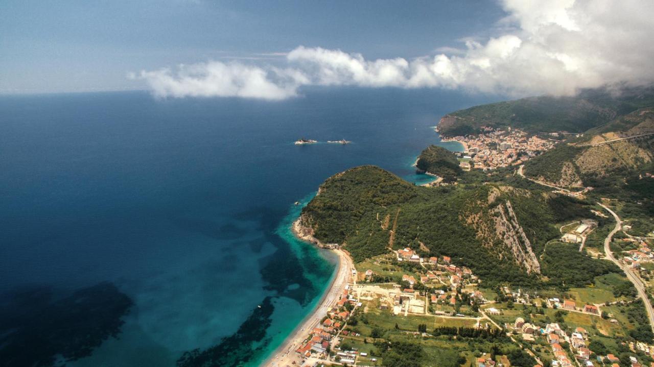 Luxury Apartments Queen Petrovac Bagian luar foto